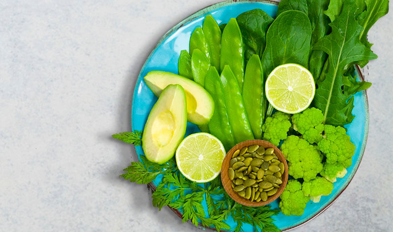 picture of avocado with assorted vegetable for IBS