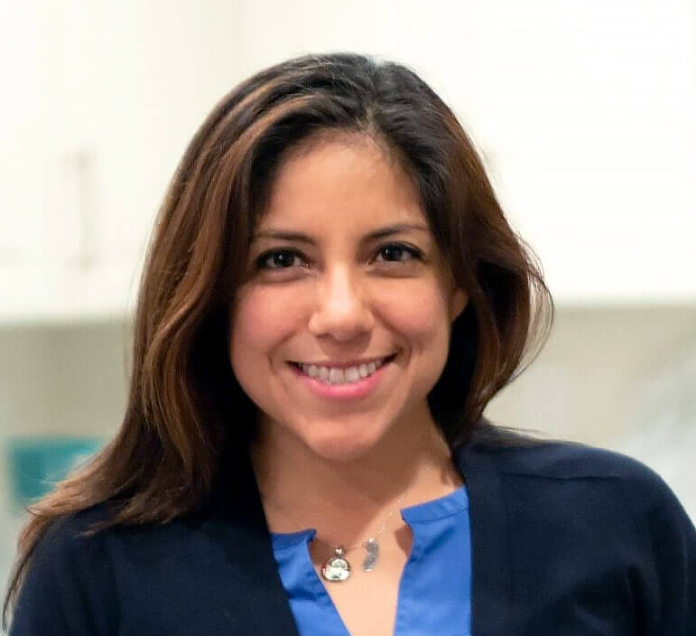 Lily Correa