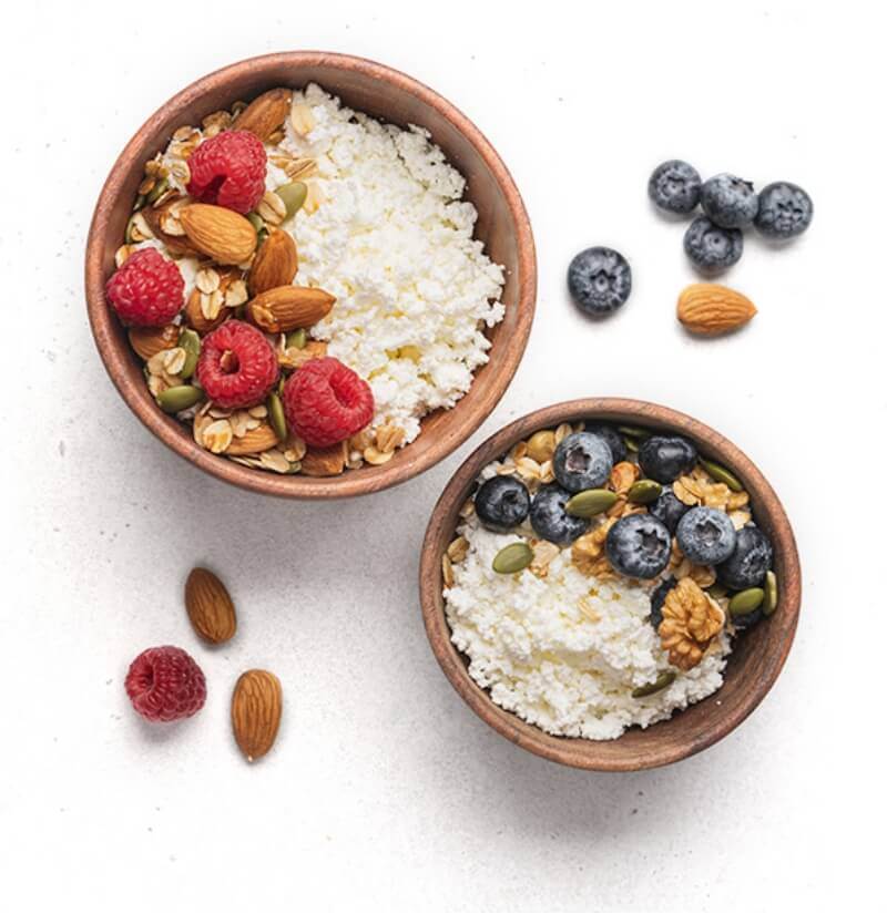 Cottage cheese and fruit