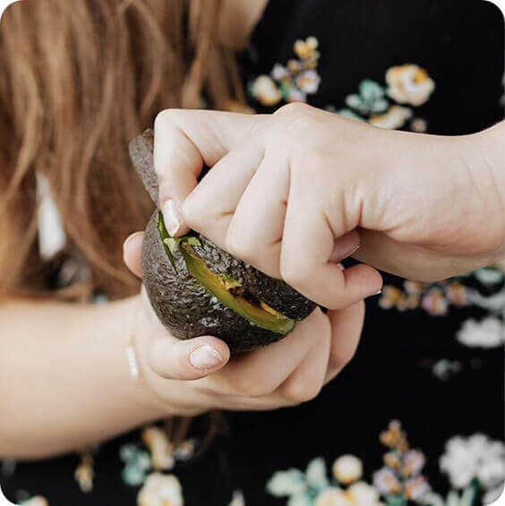 cut peel pit slice avocado